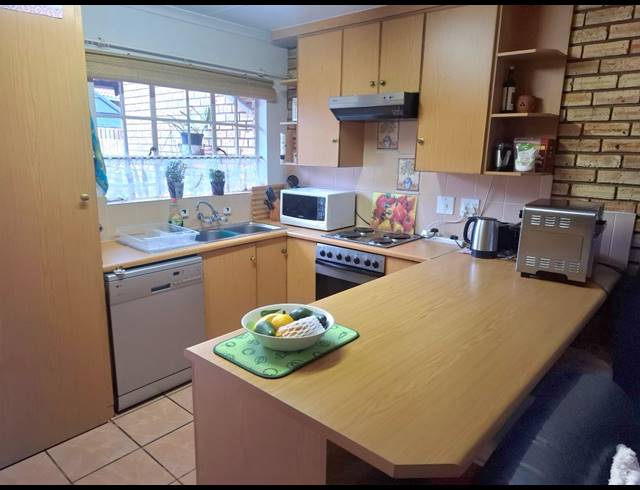 3 BEDROOM SECTIONAL TITLE FOR SALE IN NOORDHEUWEL